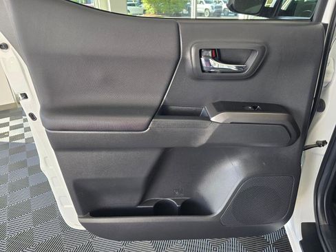 Used 2023 Toyota Tacoma TRD Off-Road image 37