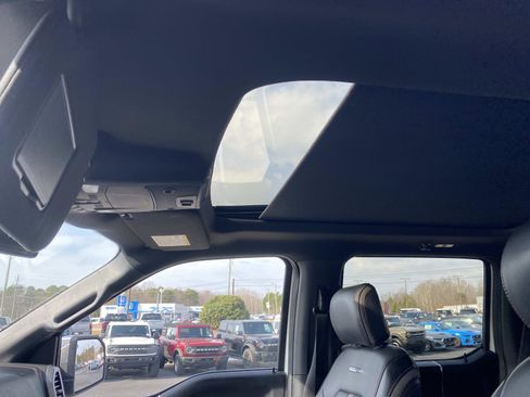 Used 2020 Ford F150 Platinum w/ Equipment Group 701A Luxury image 20