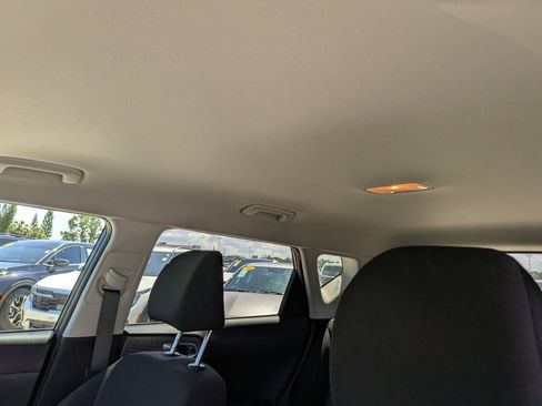 Certified 2023 Kia Soul LX w/ LX Technology Package FWD image 19