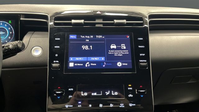 Used 2022 Hyundai Santa Cruz SEL Premium AWD/4WD image 14