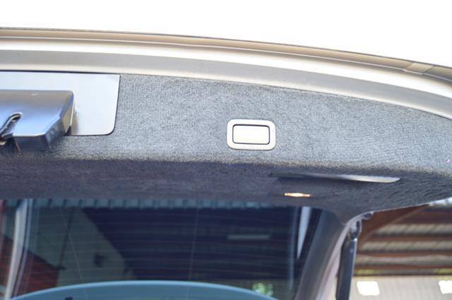 Used 2015 Volvo XC60 T5 Premier w/ Proximity Package FWD image 45