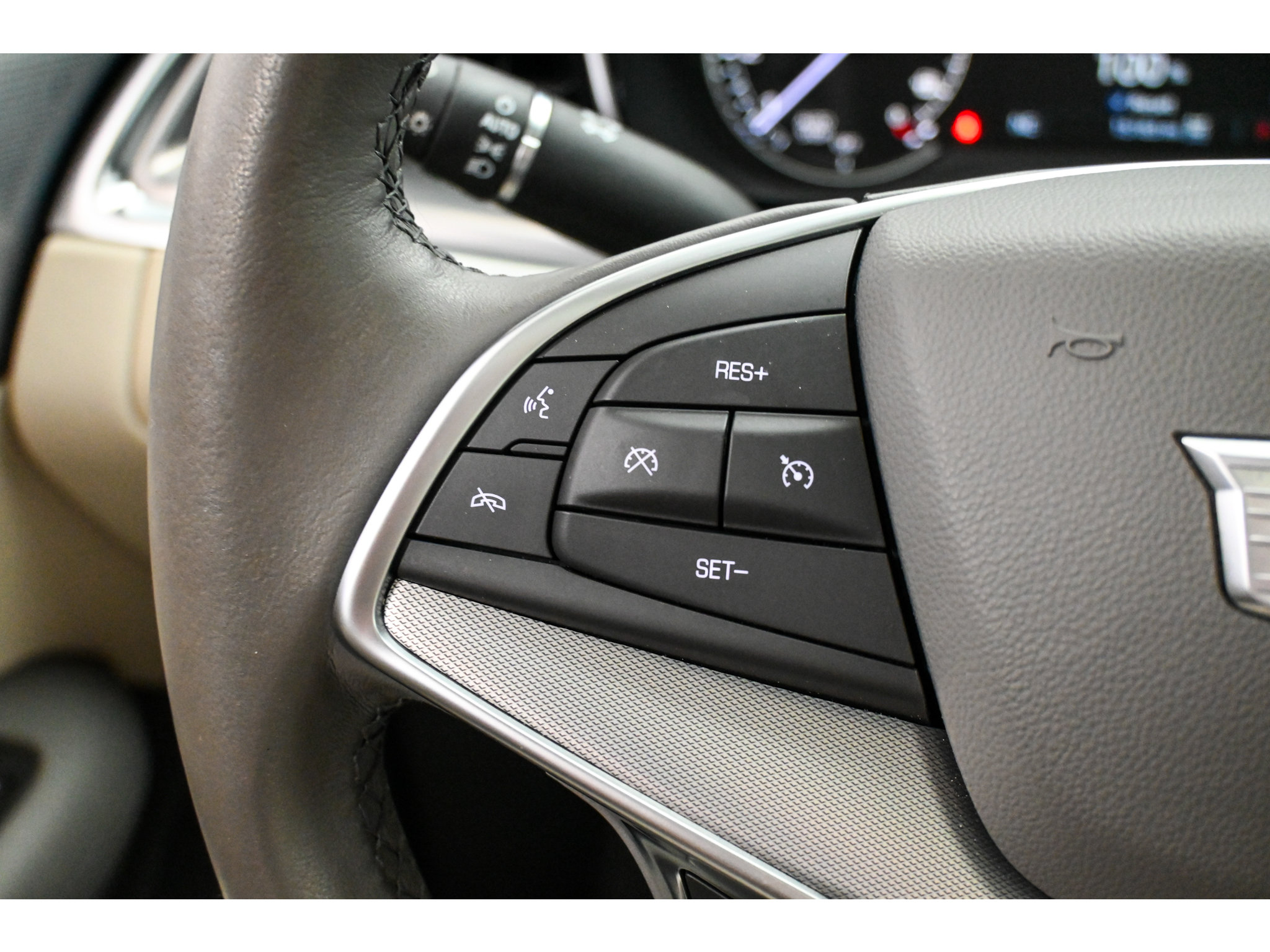 Used 2024 Cadillac XT5 Premium Luxury AWD/4WD image 39