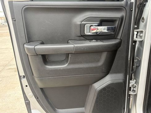 Used 2017 RAM 1500 Laramie RWD image 21