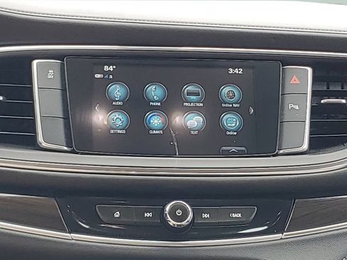 Used 2018 Buick Enclave Essence FWD image 15