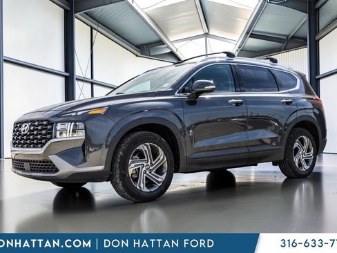 Used 2023 Hyundai Santa Fe SEL FWD image 2