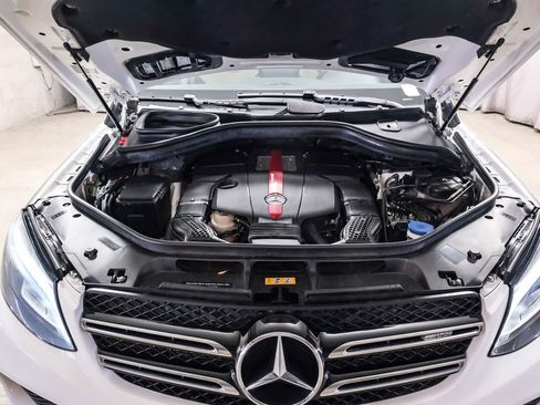 Used 2018 Mercedes-Benz GLE 43 AMG 4MATIC image 32