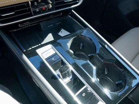 New 2026 Volkswagen Atlas Cross Sport SE image 21