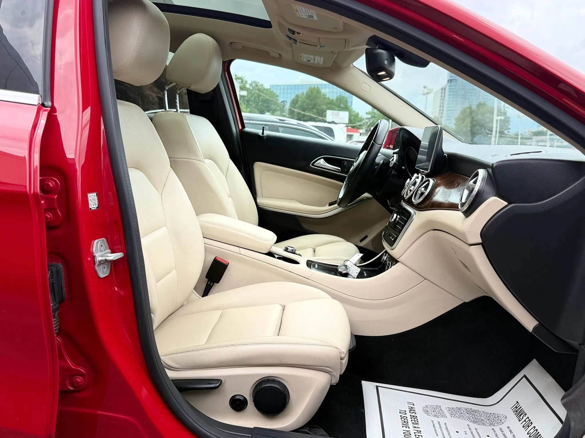 Used 2016 Mercedes-Benz GLA 250 4MATIC image 37