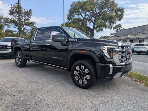 New 2026 GMC Sierra 2500 Denali w/ Denali Reserve Package AWD/4WD image 3
