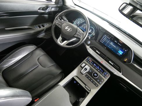 Used 2022 Hyundai Palisade Limited w/ Cargo Package FWD image 9