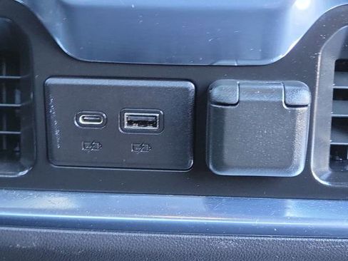 Used 2021 GMC Sierra 1500 Elevation w/ Preferred Package image 26