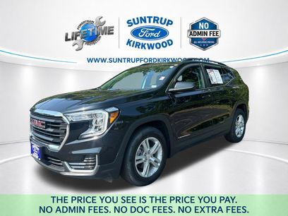 Used 2022 GMC Terrain SLE w/ Driver Convenience Package