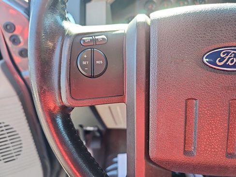Used 2009 Ford F250 2WD Crew Cab Super Duty image 14
