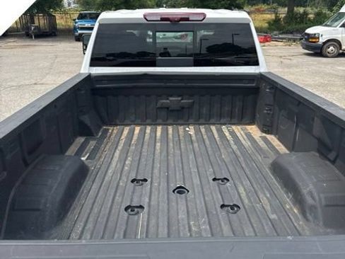 Used 2025 Chevrolet Silverado 3500 High Country w/ High Country Premium Package AWD/4WD image 15