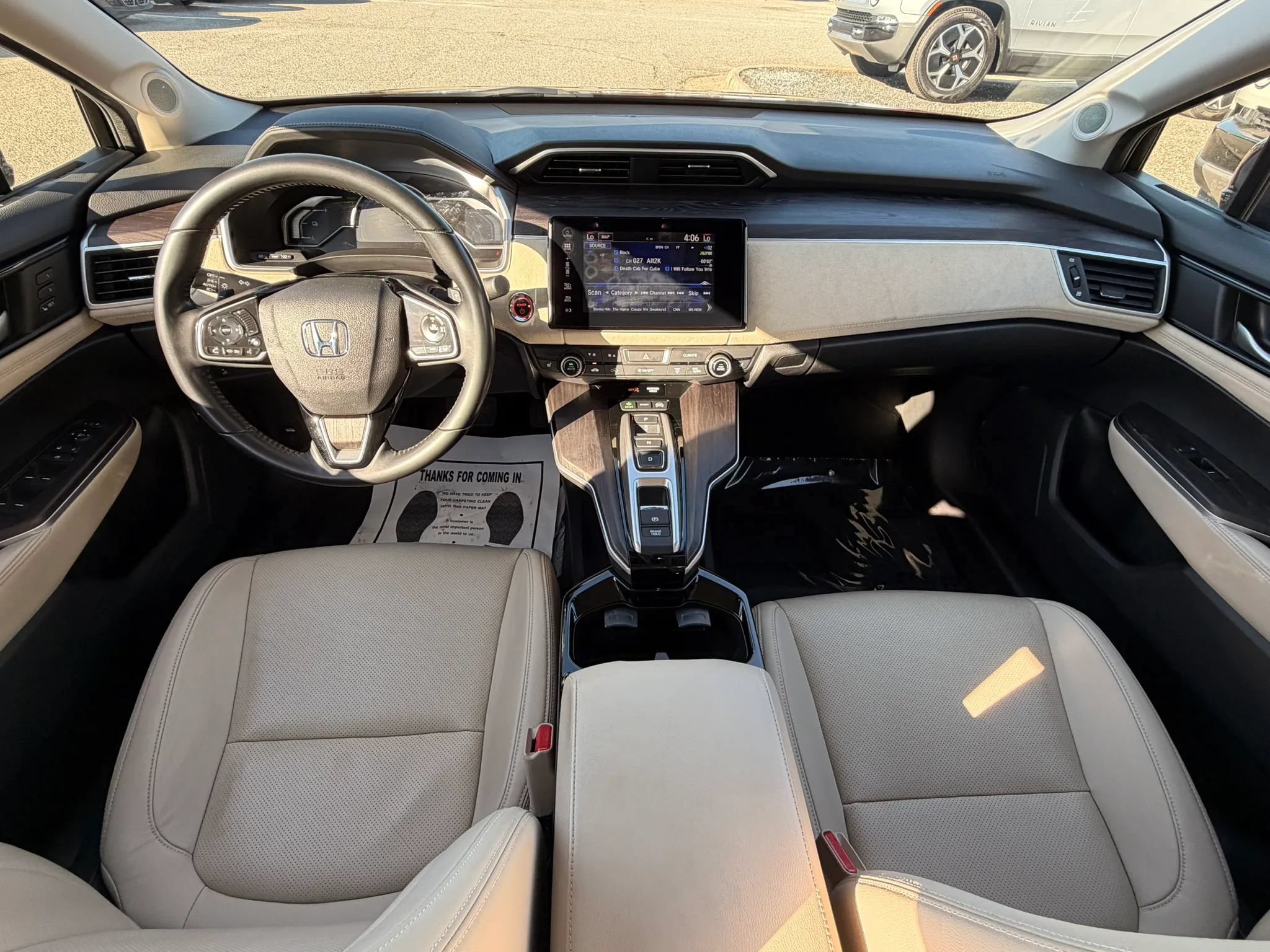 Used 2018 Honda Clarity Touring image 14