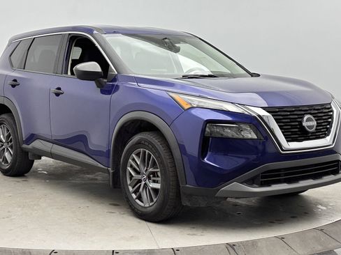 Used 2023 Nissan Rogue S image 3