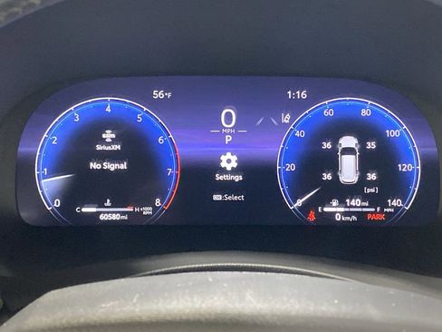 Used 2023 Toyota Highlander Limited image 10