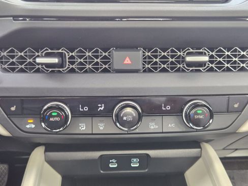 Used 2025 Honda Accord SE image 15