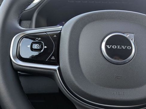 Used 2025 Volvo XC90 B6 Plus w/ Protection Package Premier image 13