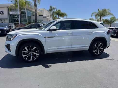 Certified 2026 Volkswagen Atlas Cross Sport SEL Premium R-Line AWD/4WD image 6