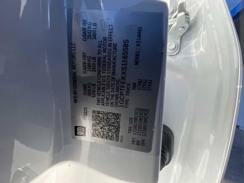 Certified 2025 Chevrolet Colorado ZR2 w/ Technology Package image 35