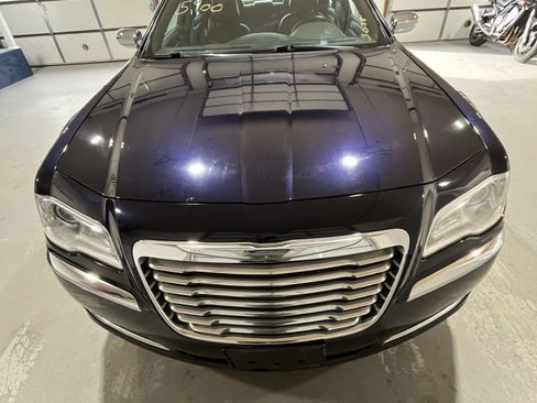 Used 2012 Chrysler 300 Limited image 3