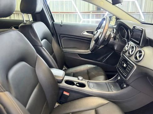 Used 2015 Mercedes-Benz GLA 250 4MATIC image 41