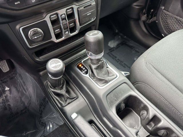 Used 2021 Jeep Wrangler Unlimited Sport AWD/4WD image 39