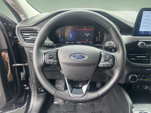 Used 2023 Ford Escape Active w/ Cold Weather Package FWD image 11