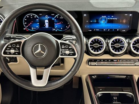 Certified 2022 Mercedes-Benz GLB 250 4MATIC image 16