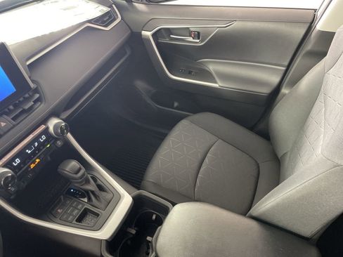 New 2025 Toyota RAV4 XLE image 22