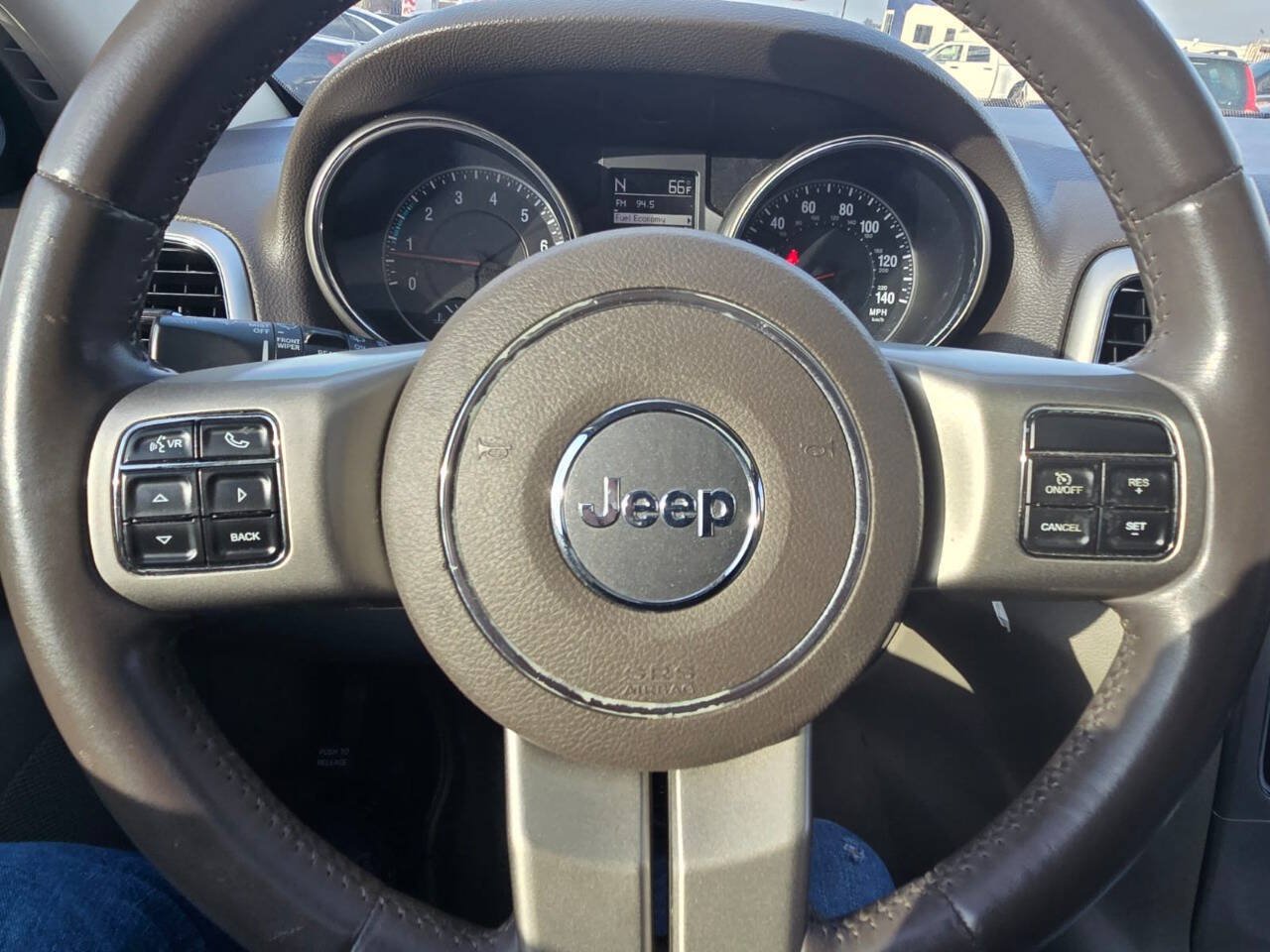 Used 2013 Jeep Grand Cherokee Laredo AWD/4WD image 61