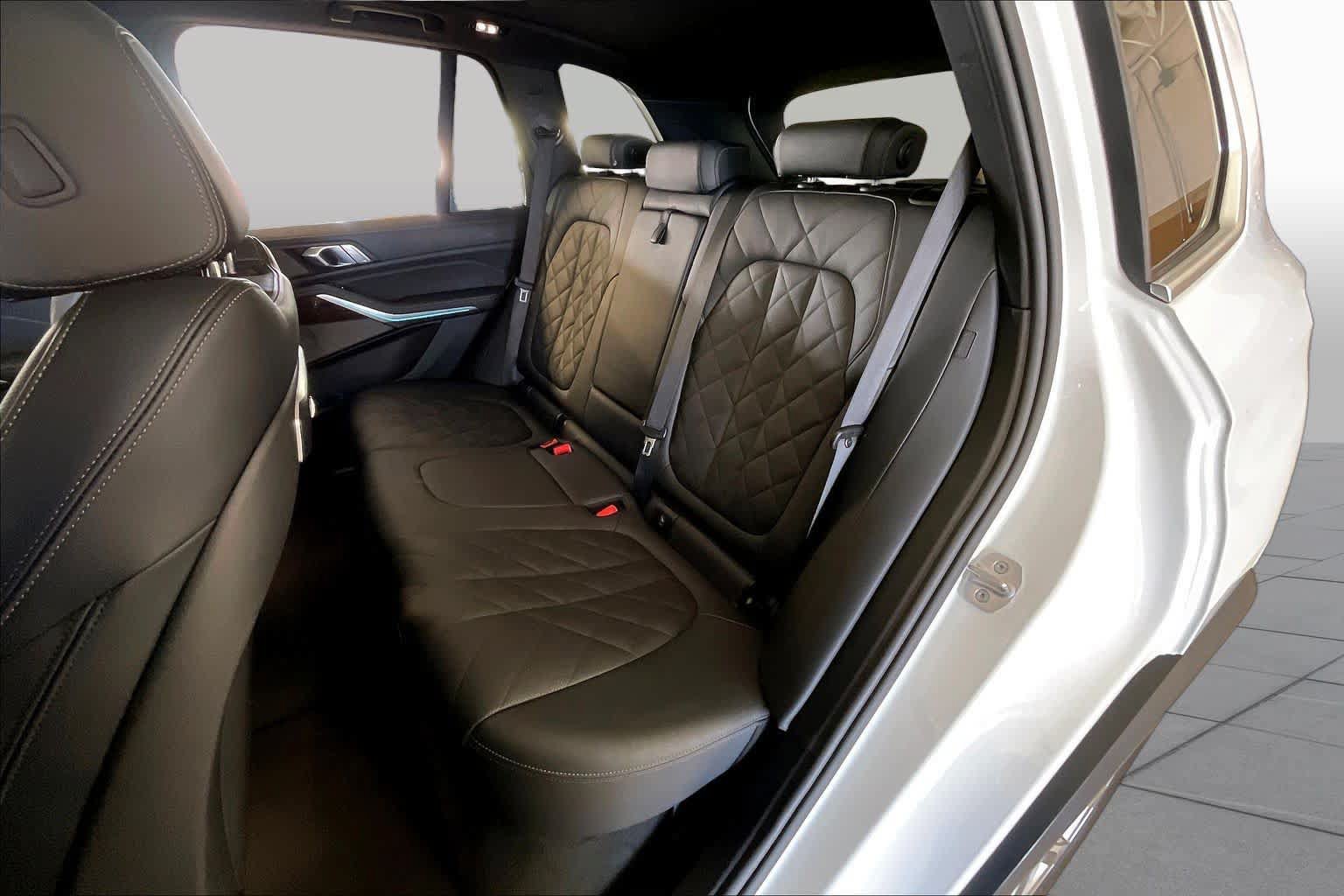 Used 2026 BMW X5 sDrive40i RWD image 19