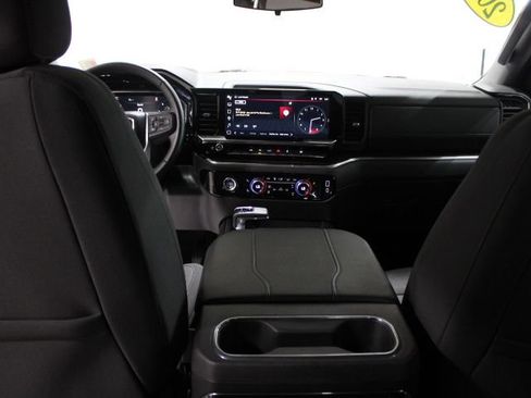 Used 2024 GMC Sierra 1500 Elevation w/ LPO, Elevation Black Package AWD/4WD image 33