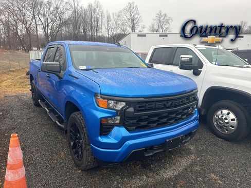 Used 2025 Chevrolet Silverado 1500 Custom w/ Turbomax Blackout Package image 1