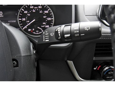 Certified 2025 Nissan Rogue SV w/ SV Premium Package image 21