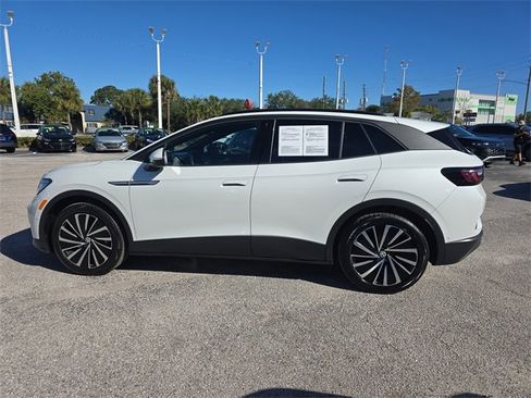 Used 2024 Volkswagen ID.4 S image 5