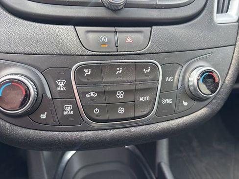 Used 2023 Chevrolet Malibu LT w/ LPO, Floor Liner Package image 14