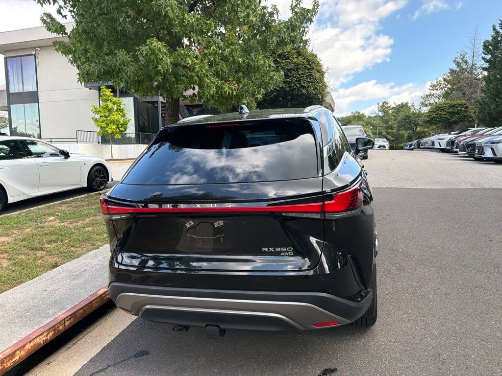 Certified 2024 Lexus RX 350 Premium w/ Kick Sensor & Tow Package AWD/4WD image 17