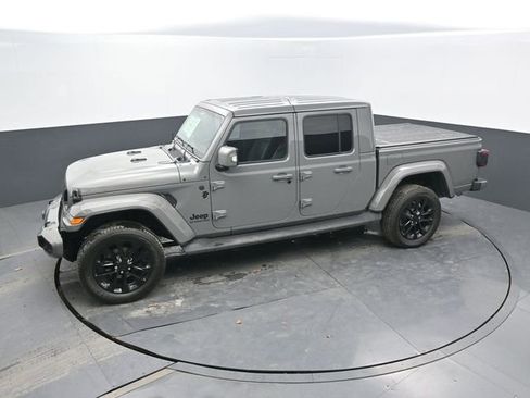 Used 2022 Jeep Gladiator Overland image 44