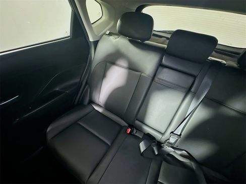 Used 2024 Hyundai Kona Limited image 12