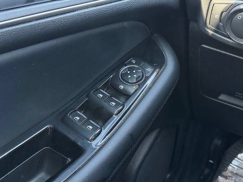 Used 2020 Ford Edge SEL w/ Convenience Package AWD/4WD image 30