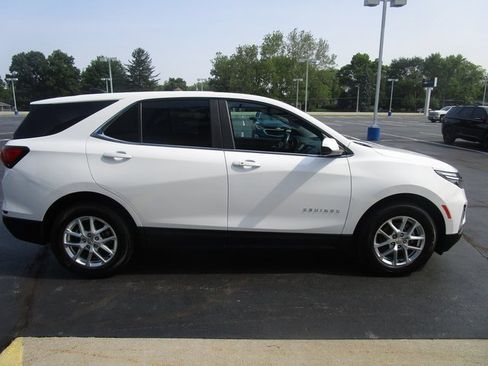 Used 2022 Chevrolet Equinox LT image 6