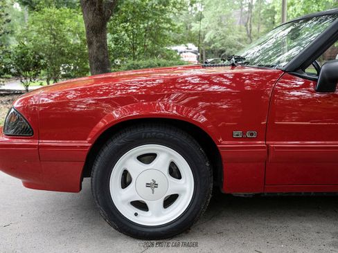 Used 1993 Ford Mustang LX RWD image 4