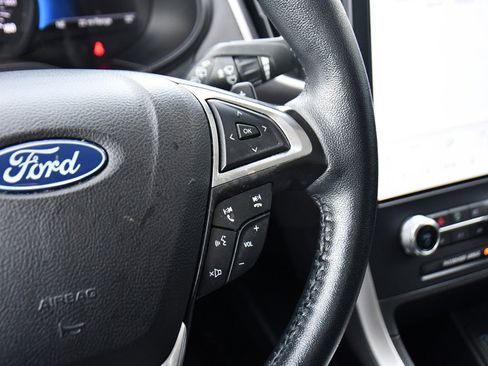 Used 2024 Ford Edge SEL w/ Convenience Package image 34