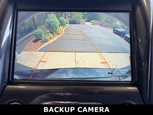 Used 2017 Chevrolet Impala Premier w/ Enhanced Convenience Package FWD image 18