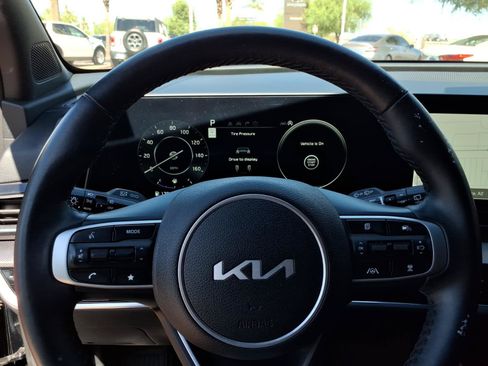 Used 2024 Kia Sportage SX FWD image 19