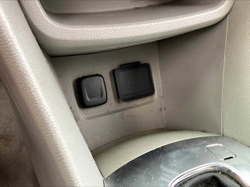 Used 2015 Buick Encore FWD image 31