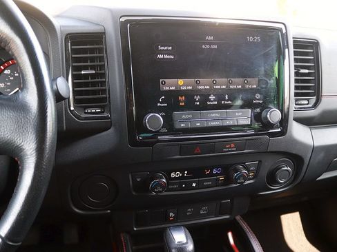 Used 2022 Nissan Frontier Pro-X w/ Technology Package RWD image 17