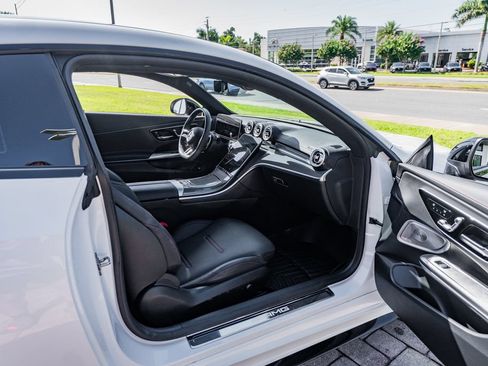 Used 2025 Mercedes-Benz CLE 53 AMG 4MATIC Coupe image 33